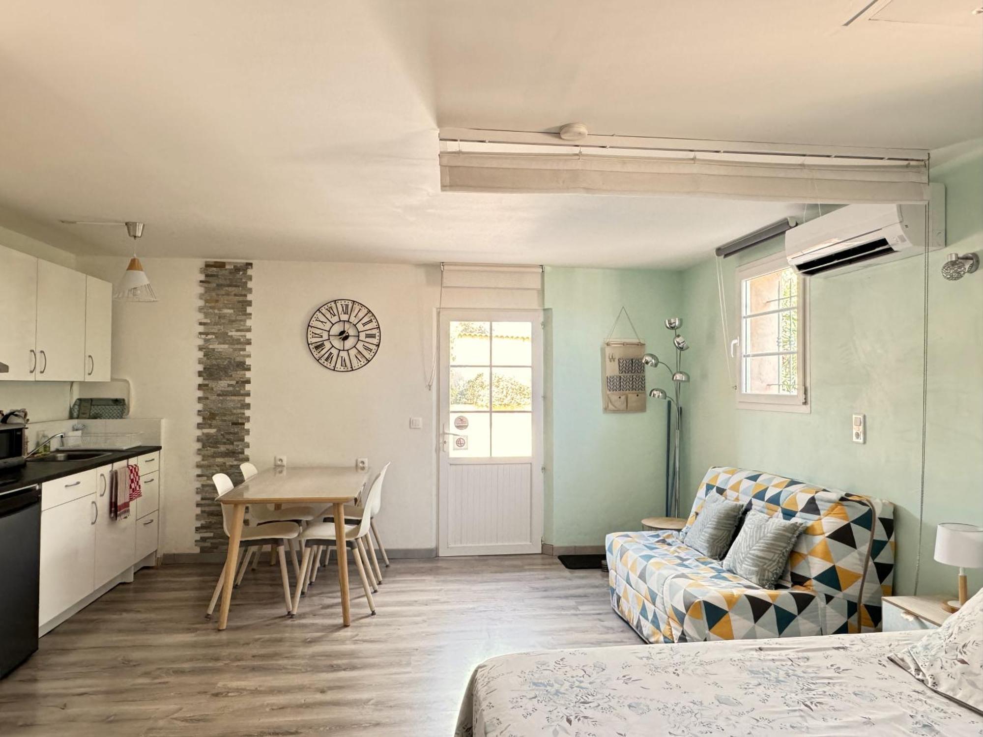 2 Hebergements - 10 Couchages - Parking, Piscine, Jacuzzi - Convivialite Roquebrune-sur Argens Exterior foto